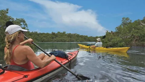 Kayak_Trip.jpg Kayak_Trip.jpg