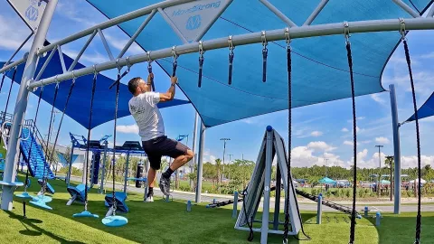 The Factory Move Strong Obstacle Course at Paradis