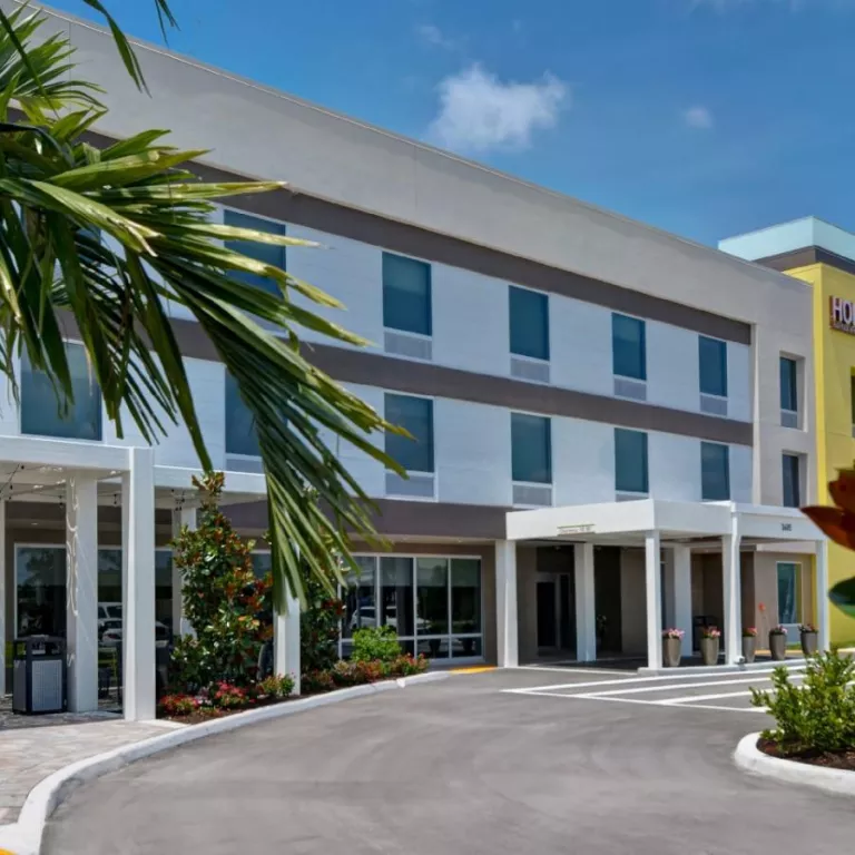 HOME2 Suites By Hilton Naples Photo