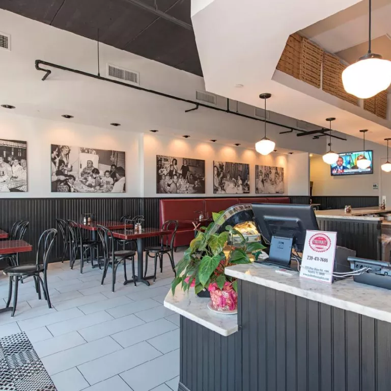 Palumbo's Pizzeria Photo