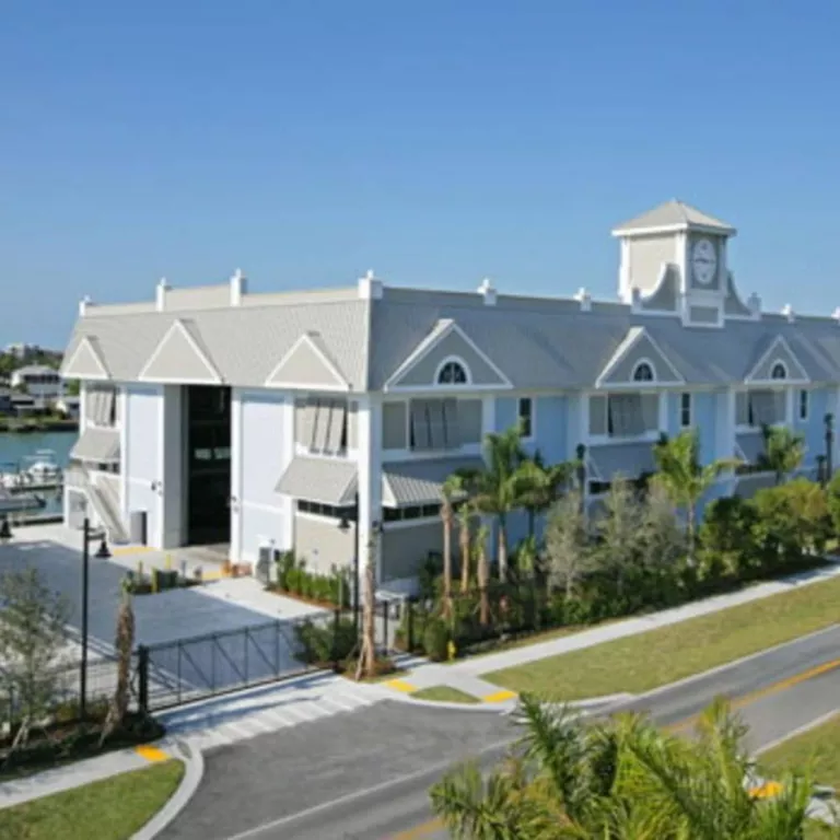 The Tarpon Club Photo