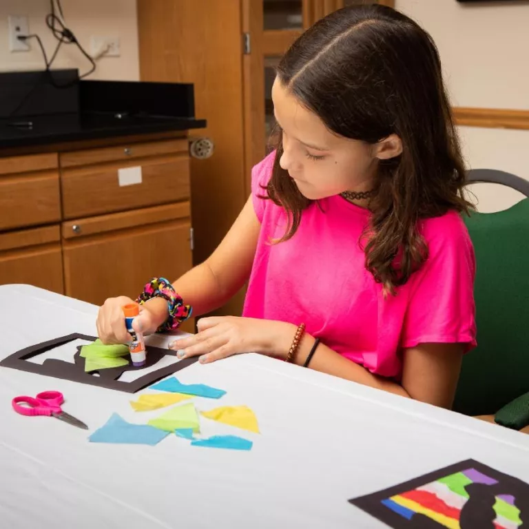 Holiday Crafts for Kids Photo