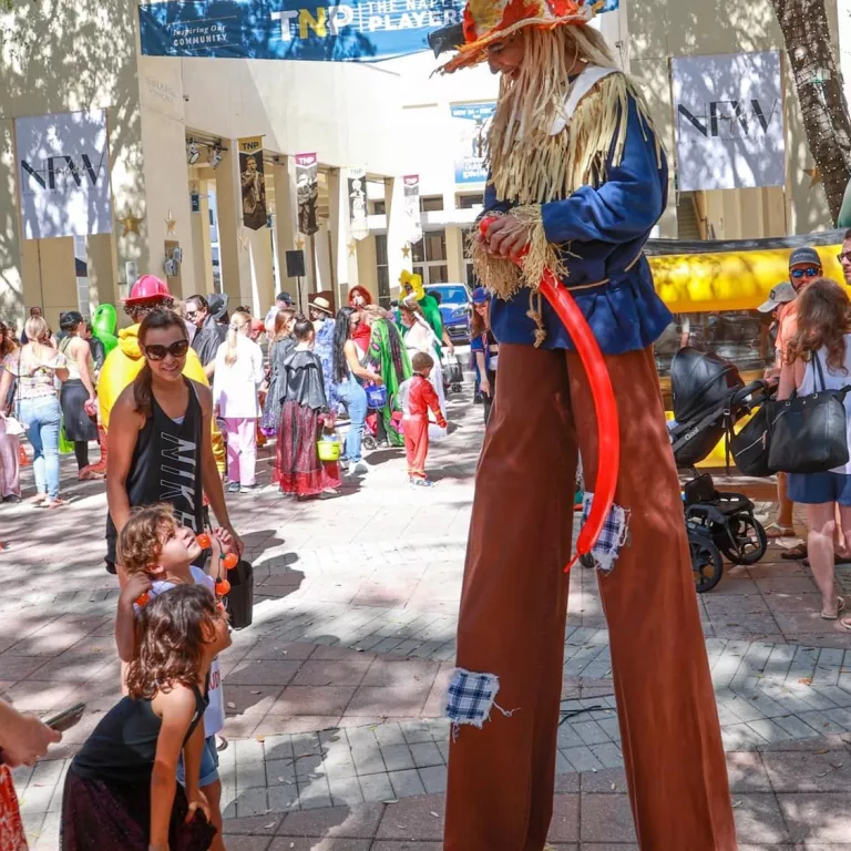 5th Avenue South Halloween Spooktacular Photo 3