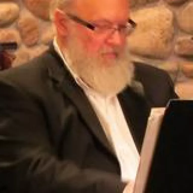 Kostia Efimov Photo 2
