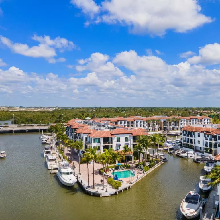 Napless Bay Resort & Marina Photo 2