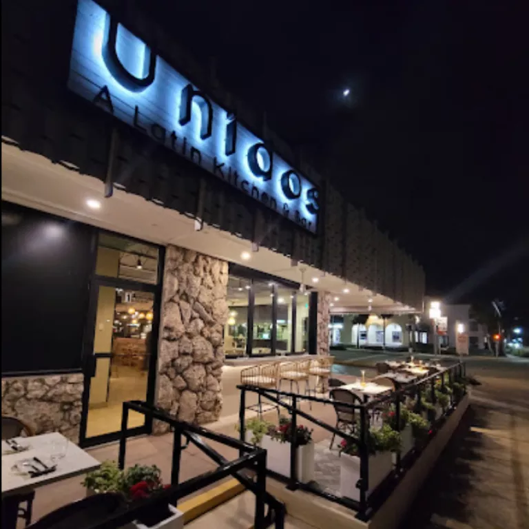 Unidos exterior Photo