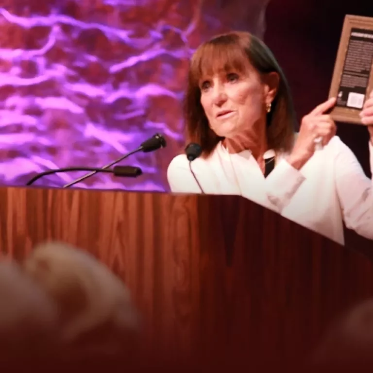 Elaine Newton Photo