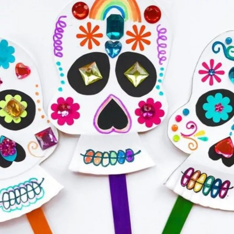 Honrando Nuesta Historia: Dia de los Muertos Family Fun Day Photo