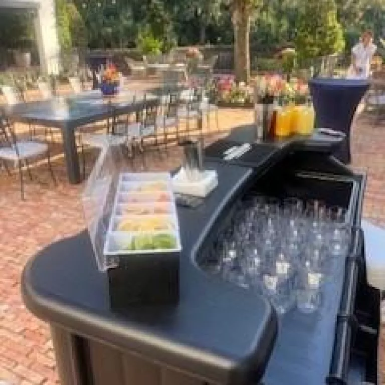 Ooolways Happy Hour Photo