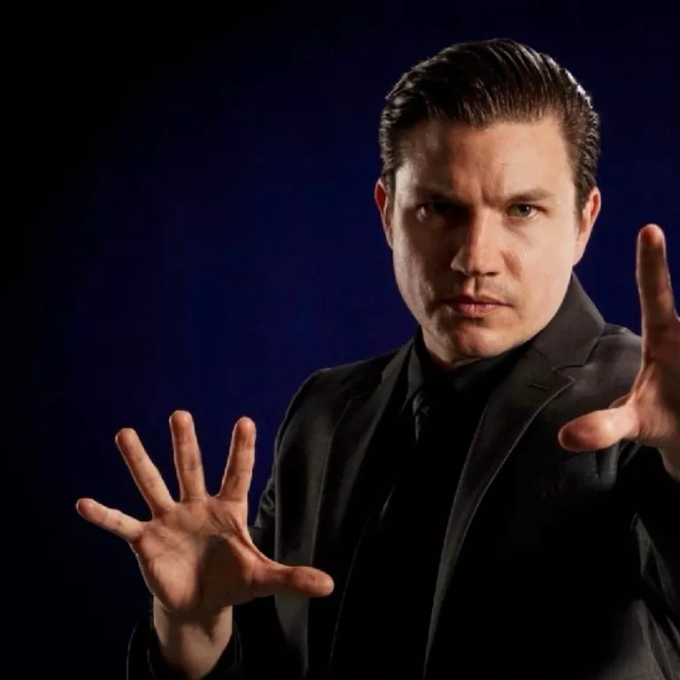 Illusionist, Alex Geiser at Old Vines Supper Club on Jan. 28. Photo