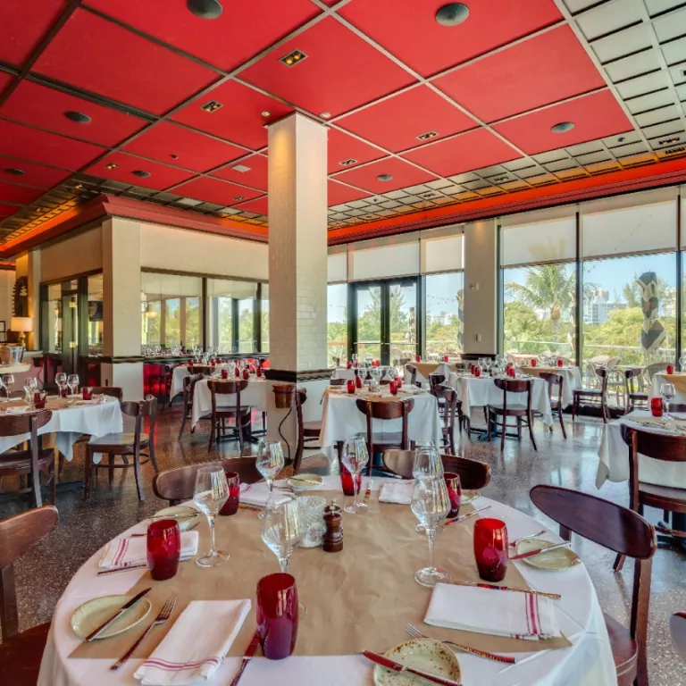 Dining Room at Naples Grande Photo 5