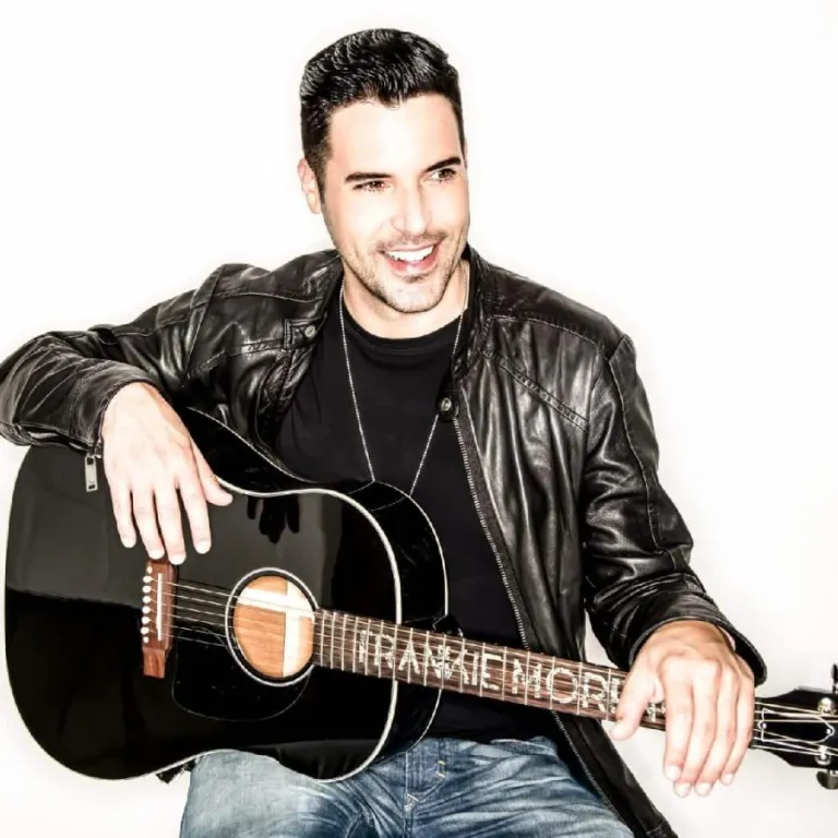 Vocalist and Guitarist Frankie Moreno Photo