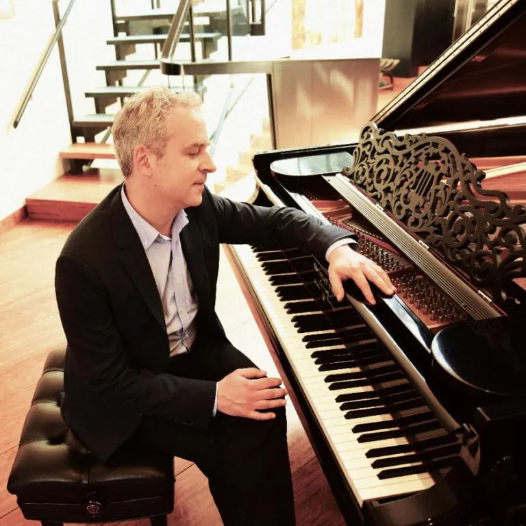 Pianist Jeremy Denk Photo