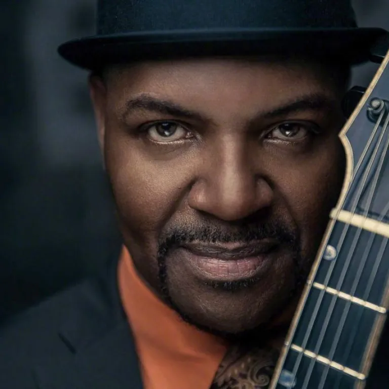 Guitarist Bobby Broom Photo