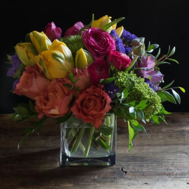 Flower Delivery | Aurora Photo 5