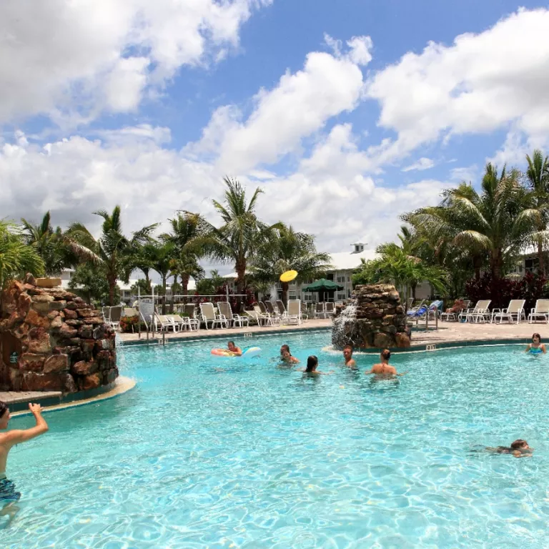 Fun in the pool at GreenLinks Resort Photo 6