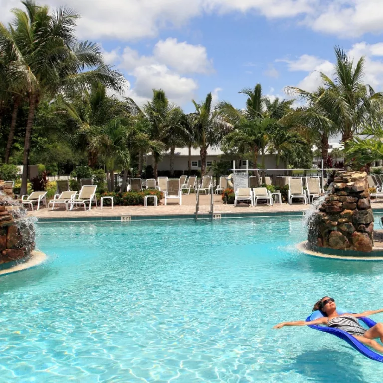 Relaxing at the pool at GreenLinks! Photo