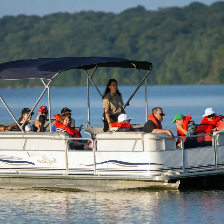 Pontoon Boat Rentals Photo 5