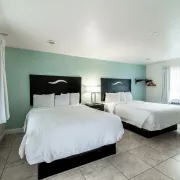 Everglades City Motel Queen Room Photo