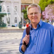 Image of Rick Steves in a promotional portrait Photo