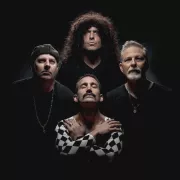 Image of The Kings of Queen in a promotional portrait Photo
