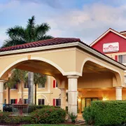 Hawthorn Suites Naples Photo