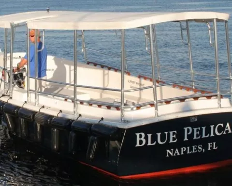 naples-bay-water -shuttle.jpg