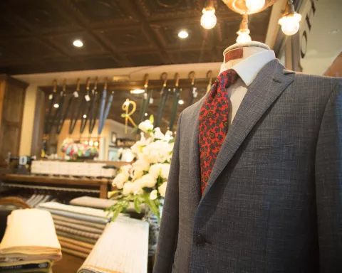 Shopping custom suits in Naples, Florida. Shopping custom suits in Naples, Florida.