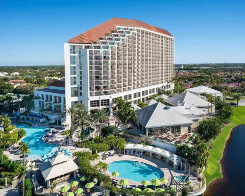 Naples Grande