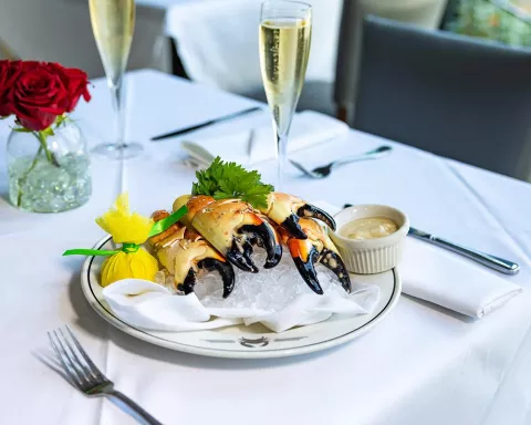 Stone Crabs in Naples, Marco Island and the Everglades